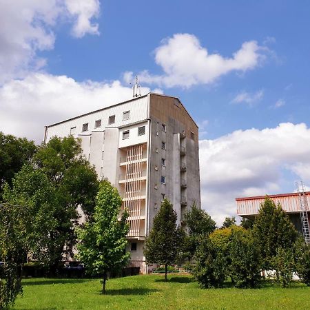 Summer Residence Hostel Ljubljana Exterior photo